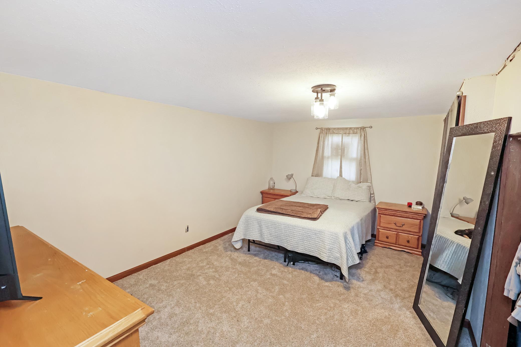 Primary bedroom.jpg