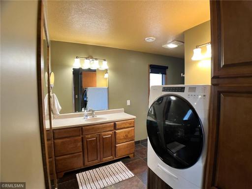 203 Douglas Drive, Buffalo, MN 55313