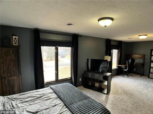 203 Douglas Drive, Buffalo, MN 55313