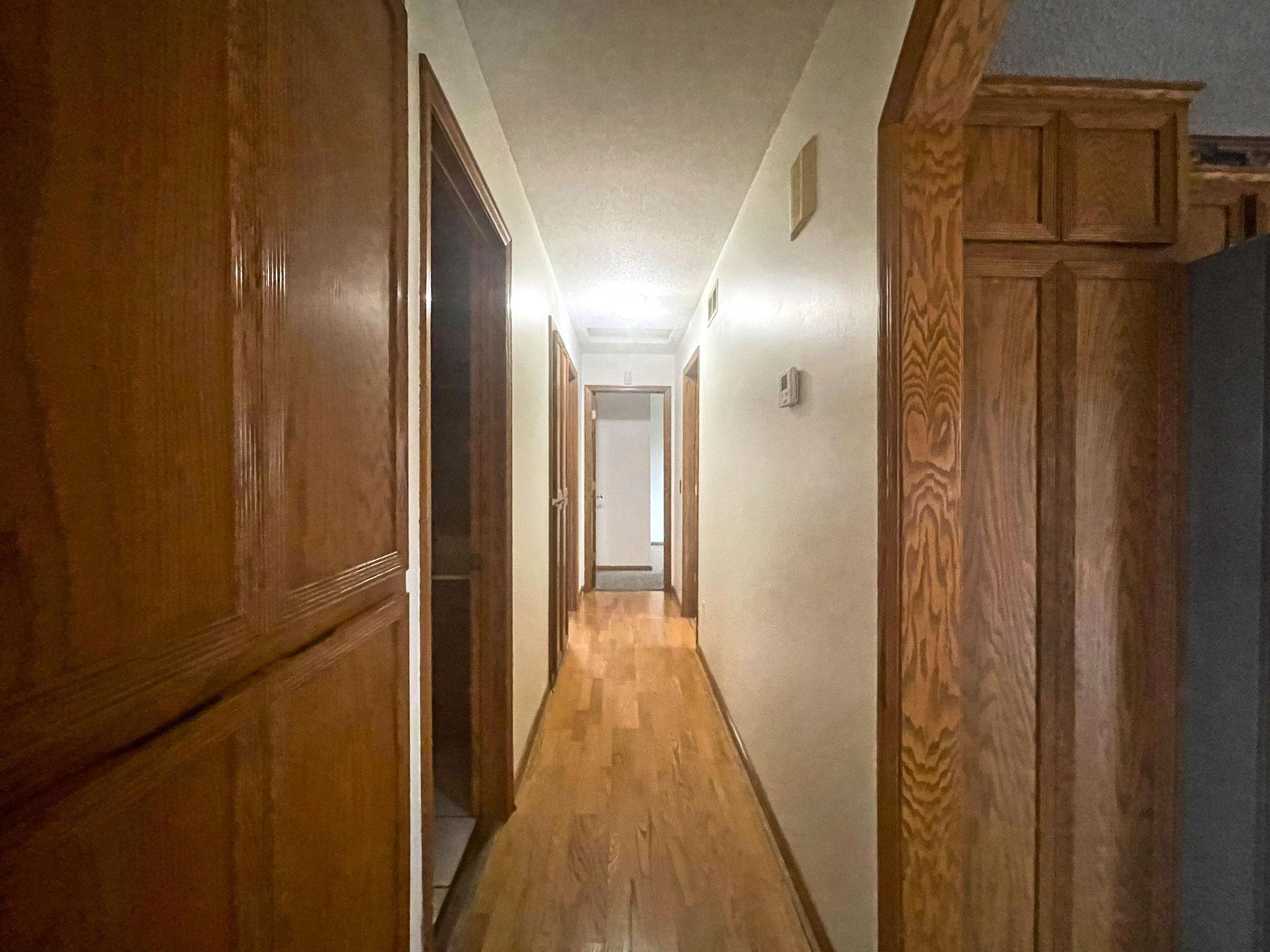 MainLevelHallway.jpg