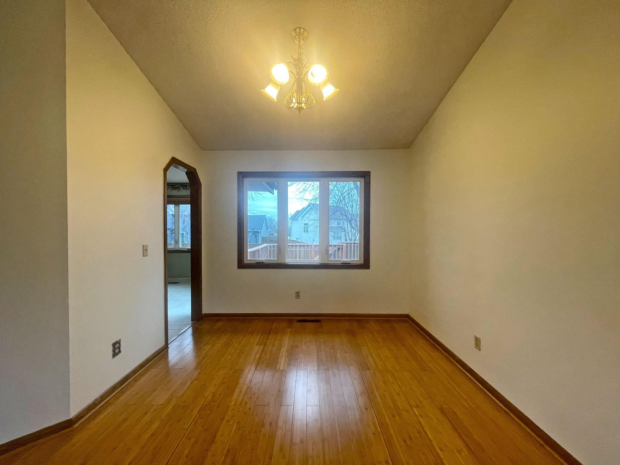 DiningRoom.jpg
