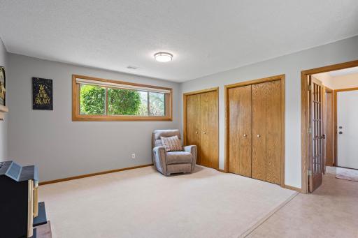 12900 45th Avenue N, Minneapolis, MN 55442
