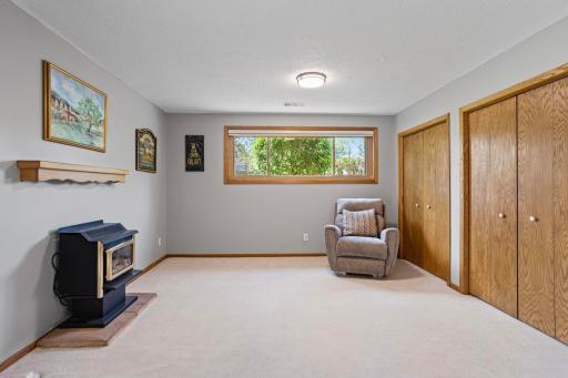 12900 45th Avenue N, Minneapolis, MN 55442
