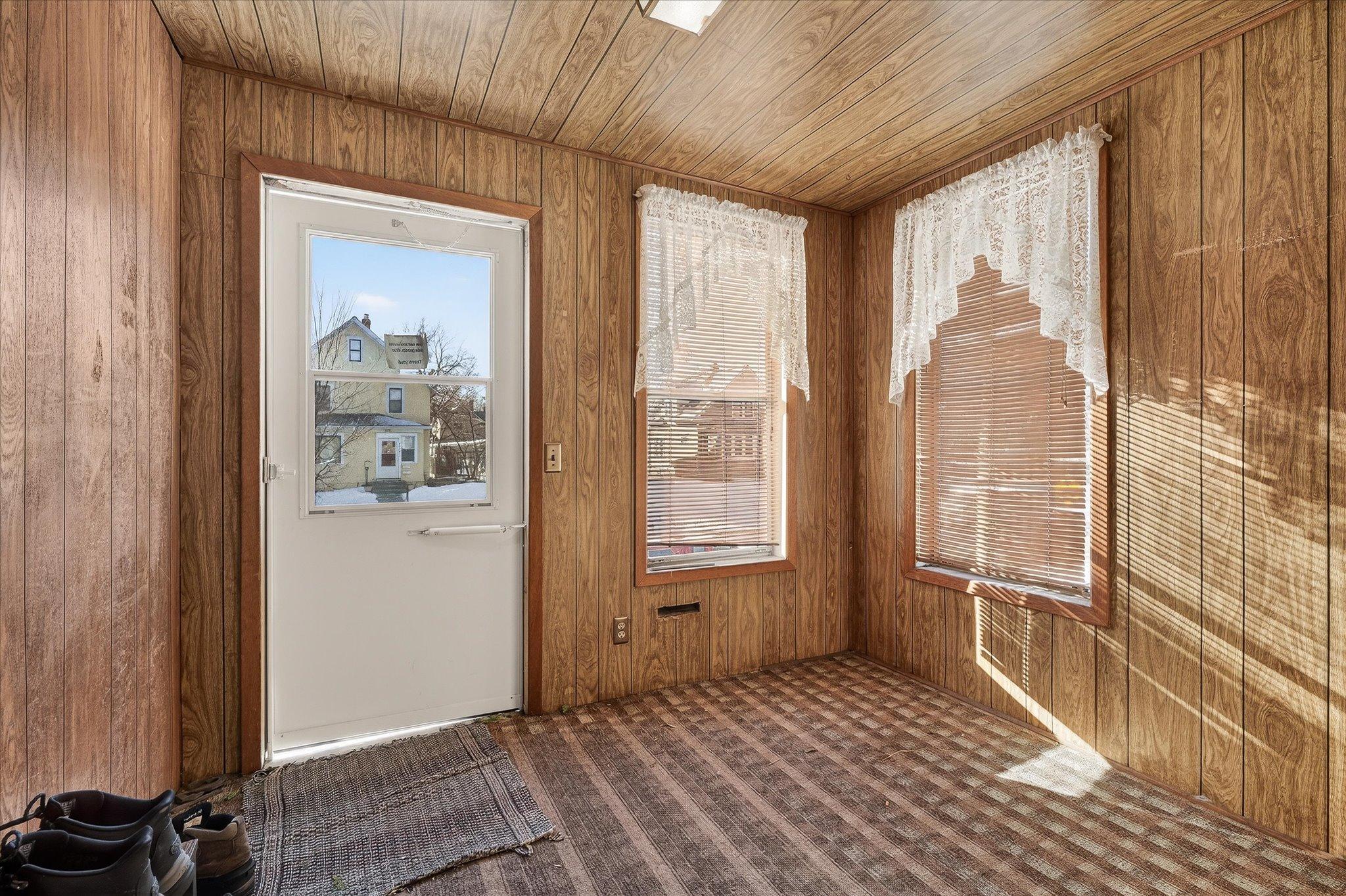 The sun streams in to this south facing front porch!