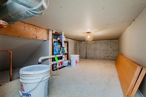 3236 35th Avenue S, Fargo, ND 58104