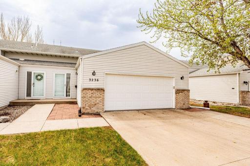 3236 35th Avenue S, Fargo, ND 58104
