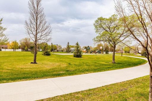 3236 35th Avenue S, Fargo, ND 58104