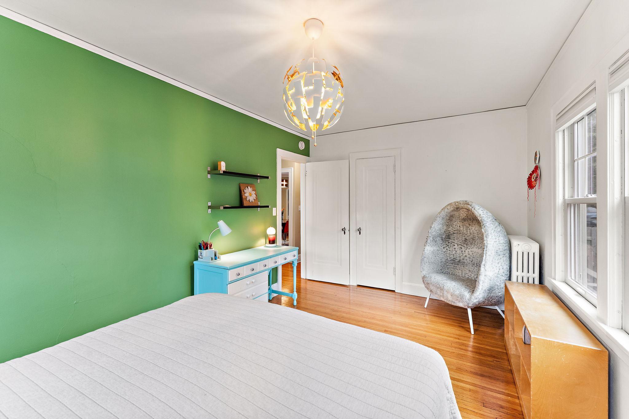 Primary bedroom, main floor