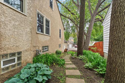 5249 Zenith Avenue S, Minneapolis, MN 55410