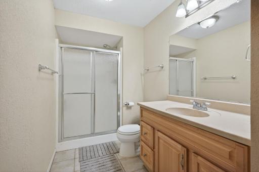 655 Lexie Court, Eagan, MN 55123