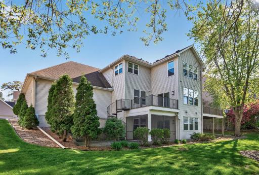 655 Lexie Court, Eagan, MN 55123