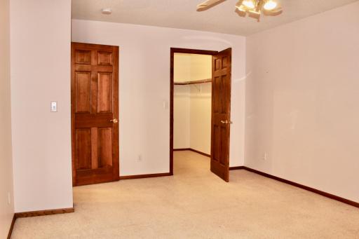 282 4th Avenue SW, Blooming Prairie, MN 55917