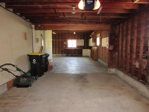 214 W Anna Street, Fairmont, MN 56031