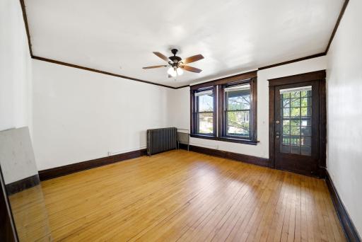 732 Marshall Avenue, Saint Paul, MN 55104