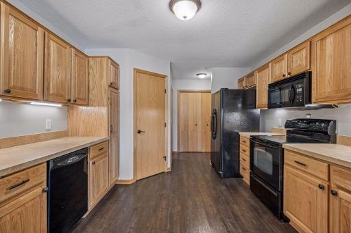 5625 100th Lane N, Brooklyn Park, MN 55443
