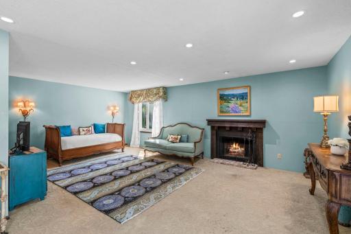 Or can add a wall to the left of the fireplace and you'll have a 2nd bedroom!
