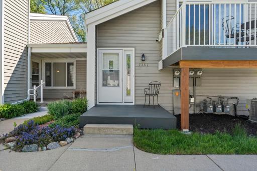 Great curb appeal w/new stoop, front door & deck!