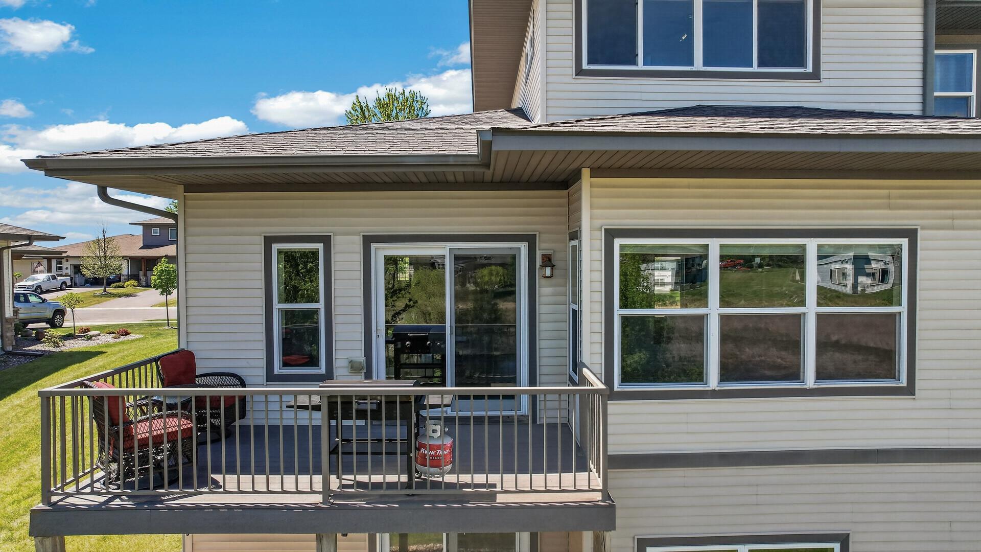 52_1236_Vernon_Dr52_mls.jpg
