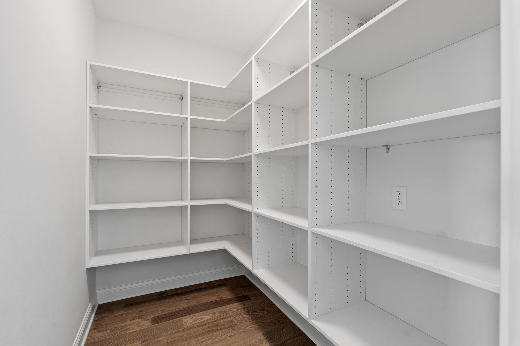 43-web-or-mls-16900 59th Ave N-43.jpg