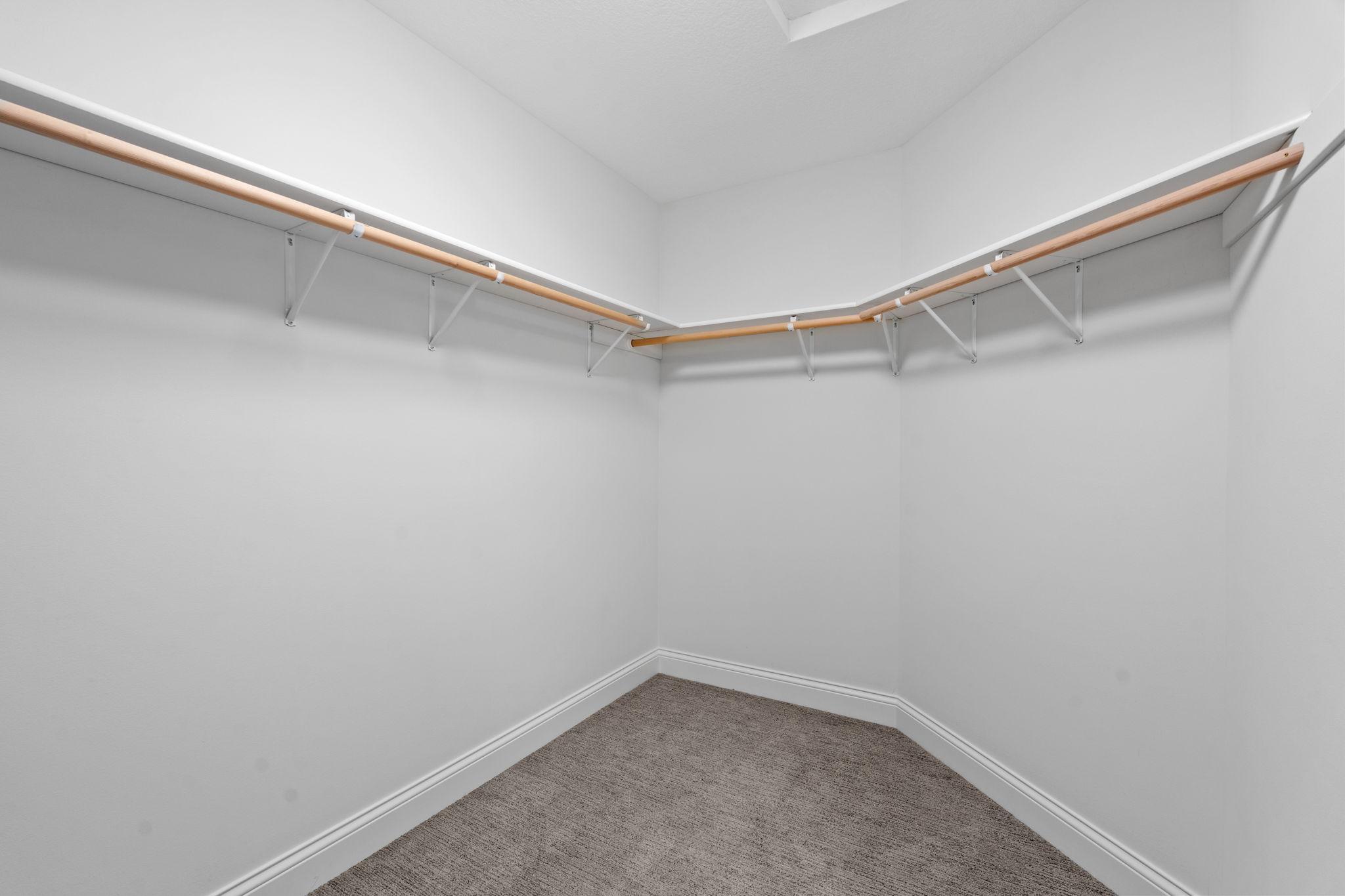 74-web-or-mls-16900 59th Ave N-74.jpg