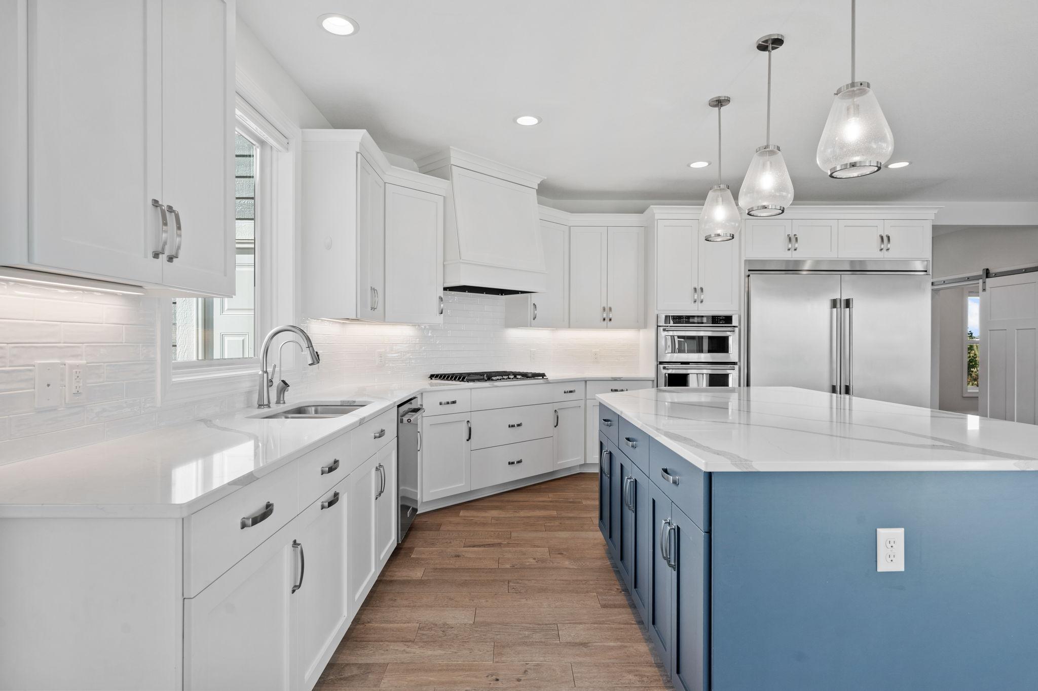 34-web-or-mls-16900 59th Ave N-34.jpg