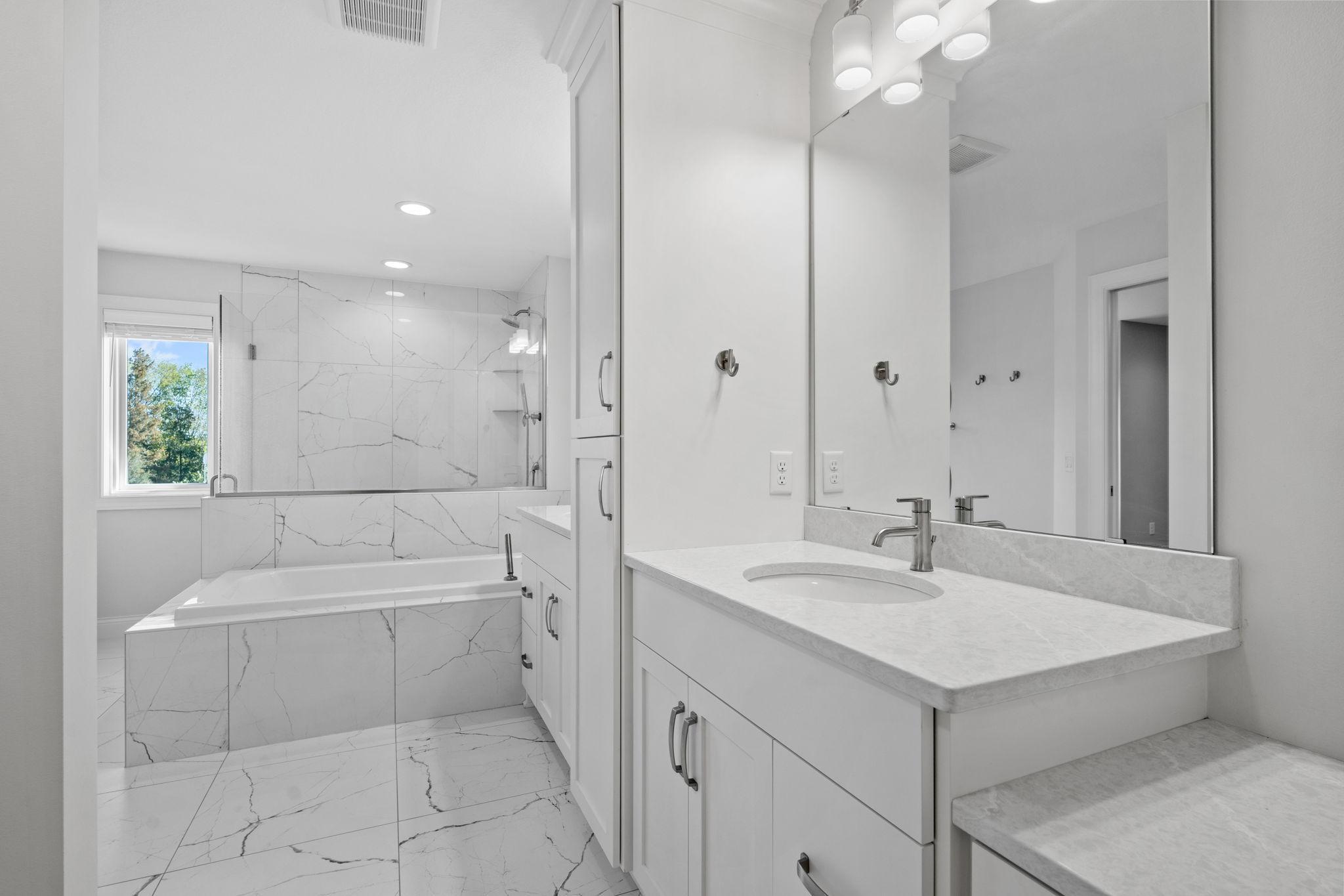 73-web-or-mls-16900 59th Ave N-73.jpg