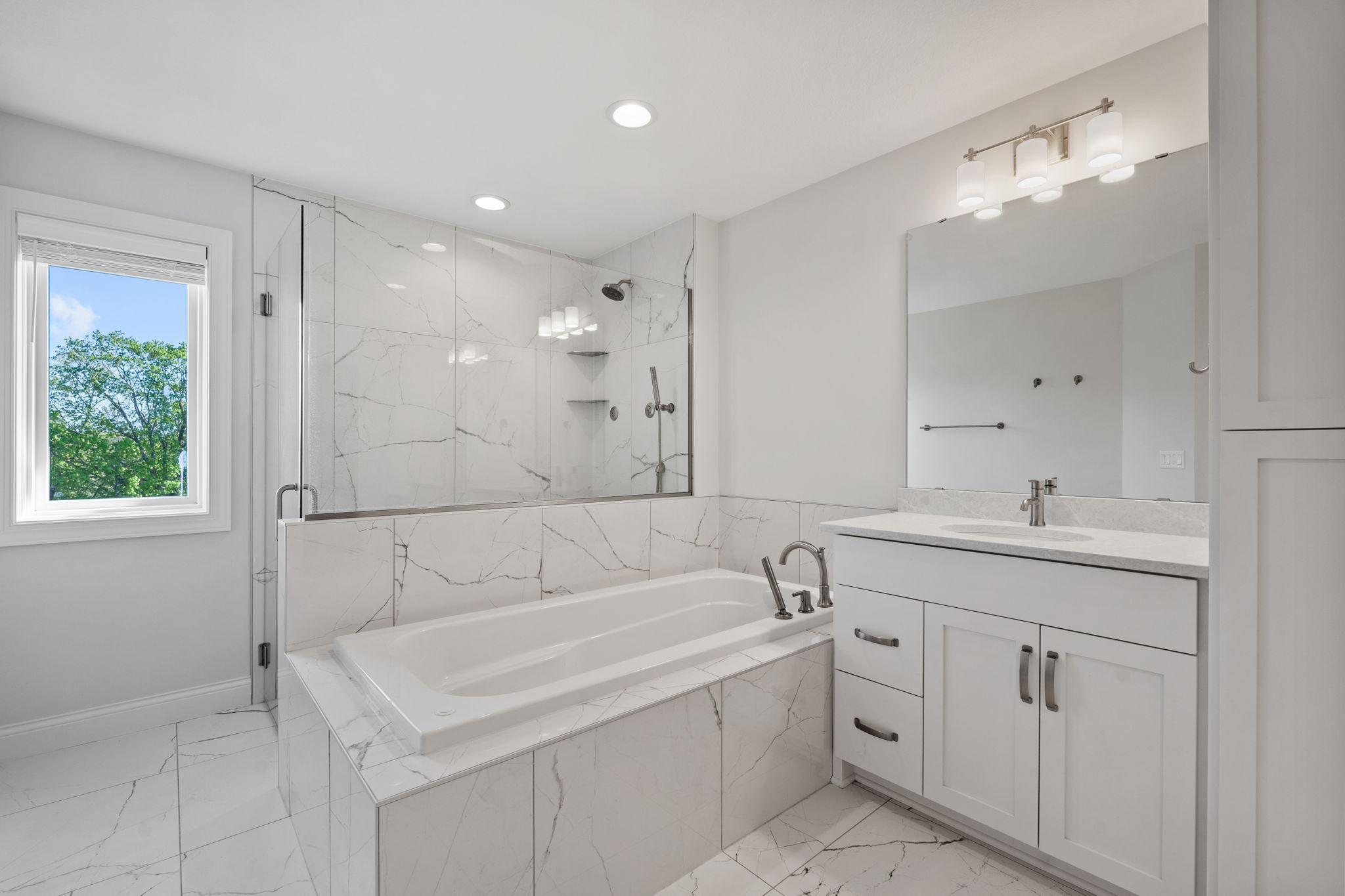68-web-or-mls-16900 59th Ave N-68.jpg