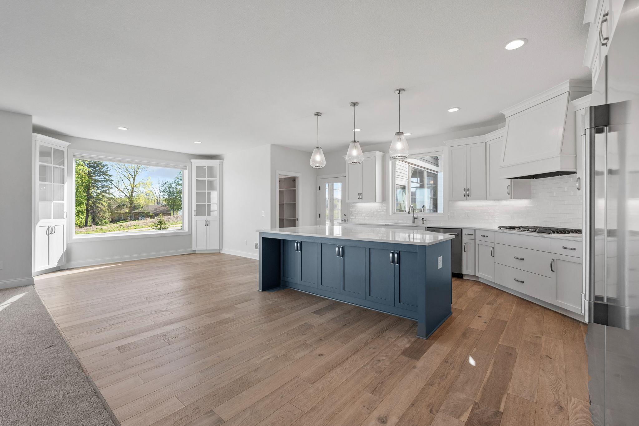 26-web-or-mls-16900 59th Ave N-26.jpg