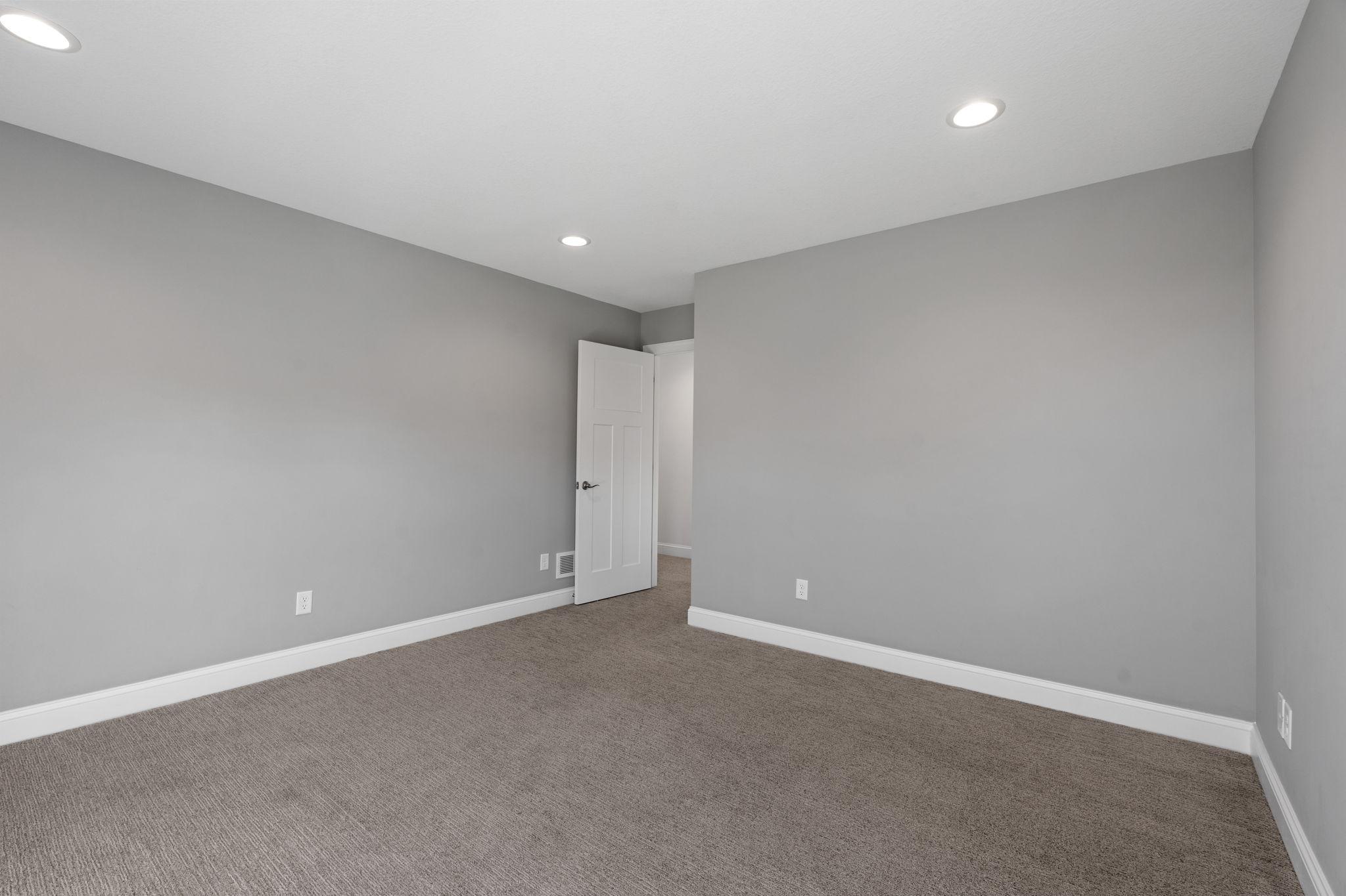 63-web-or-mls-16900 59th Ave N-63.jpg