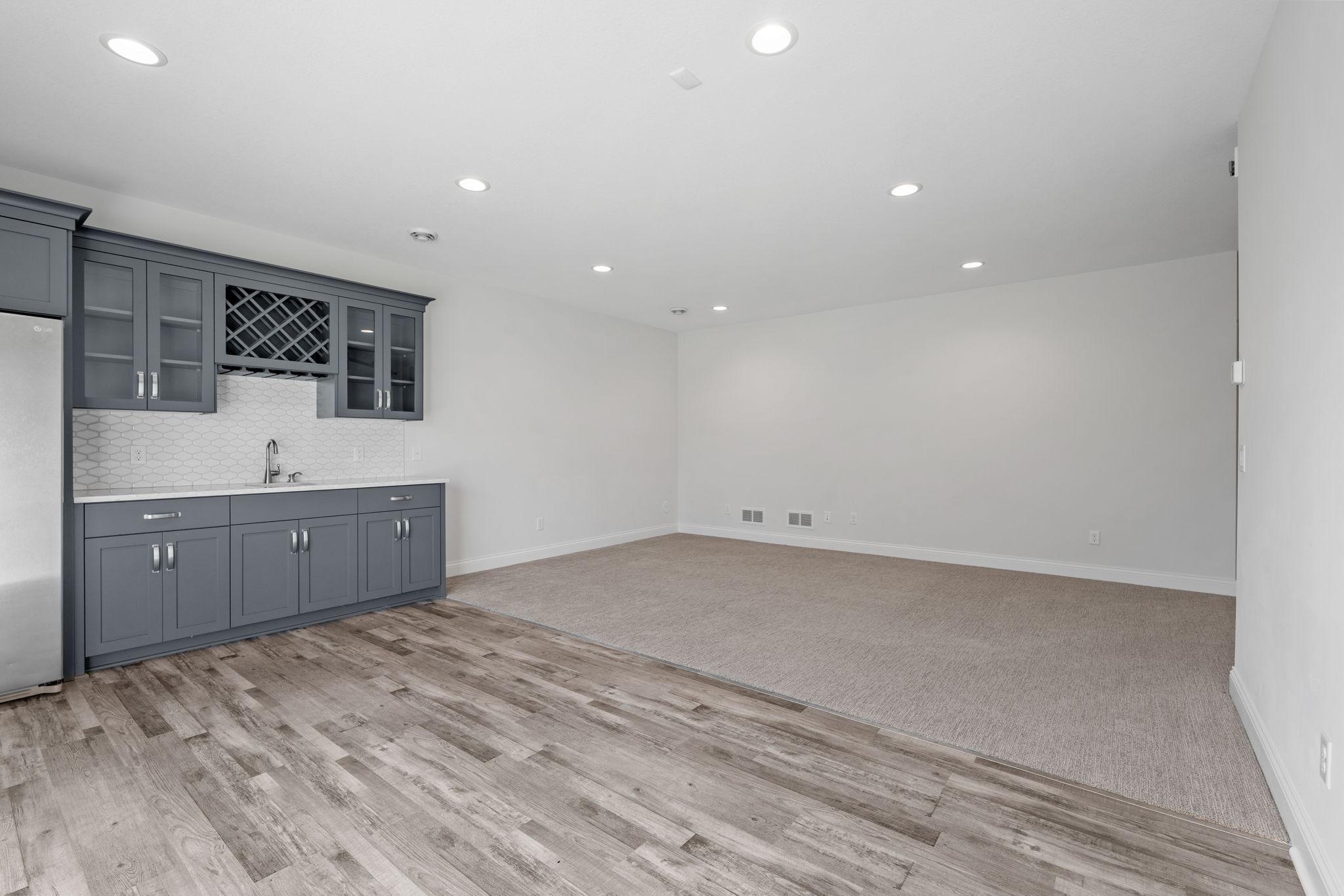 78-web-or-mls-16900 59th Ave N-78.jpg