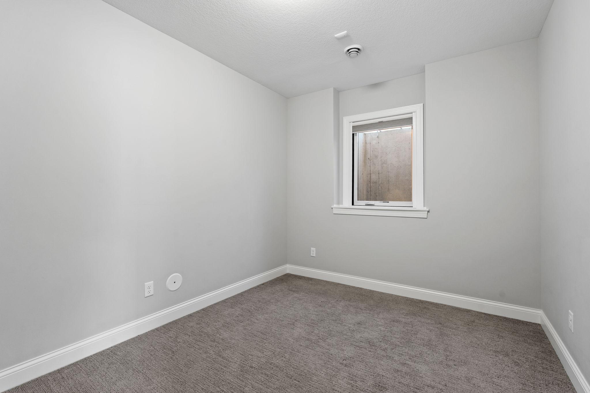 83-web-or-mls-16900 59th Ave N-83.jpg