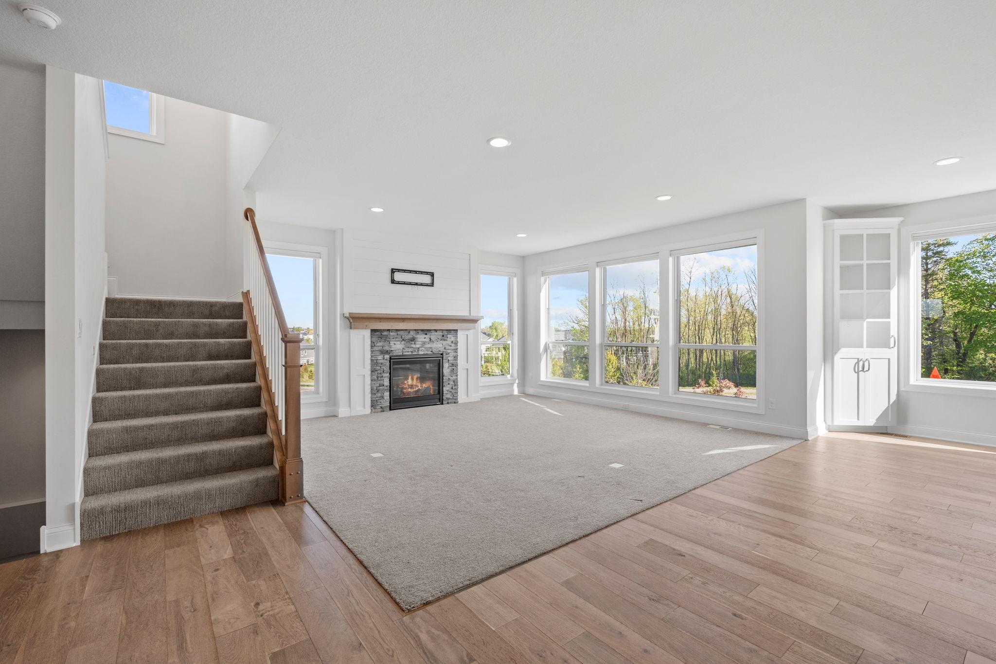 25-web-or-mls-16900 59th Ave N-25.jpg