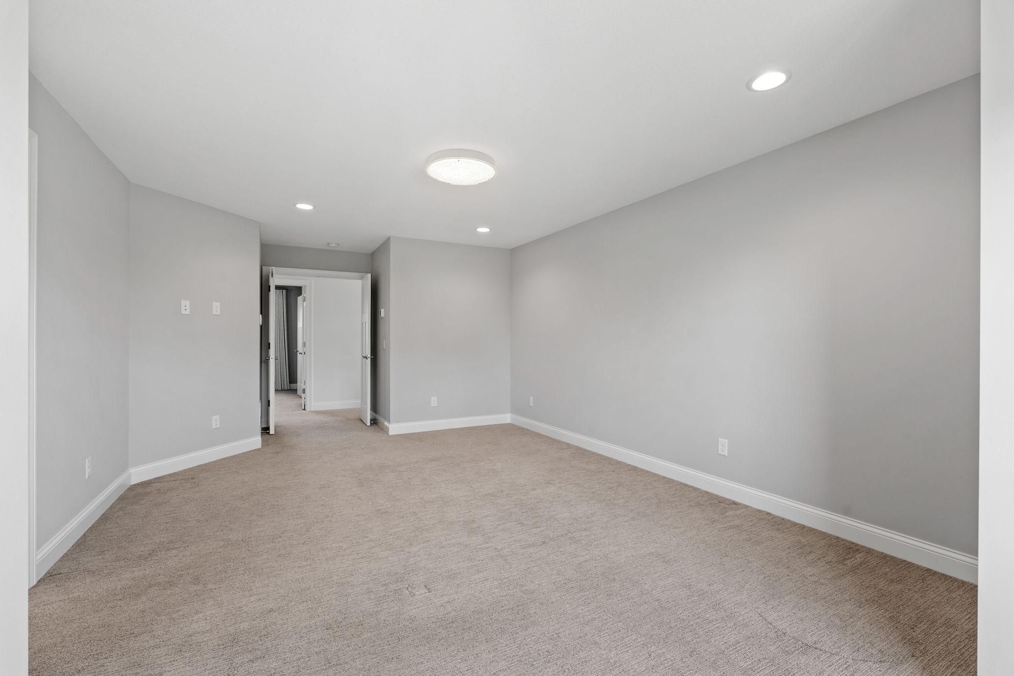67-web-or-mls-16900 59th Ave N-67.jpg