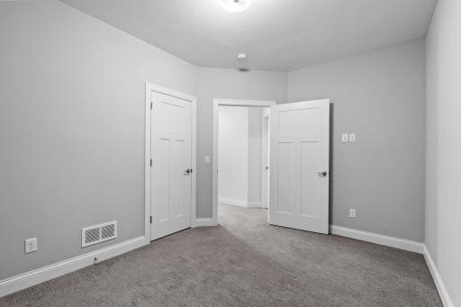 16900 59th Avenue N, Plymouth, MN 55446