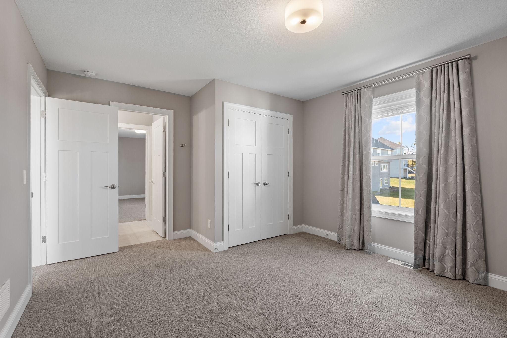 54-web-or-mls-16900 59th Ave N-54.jpg
