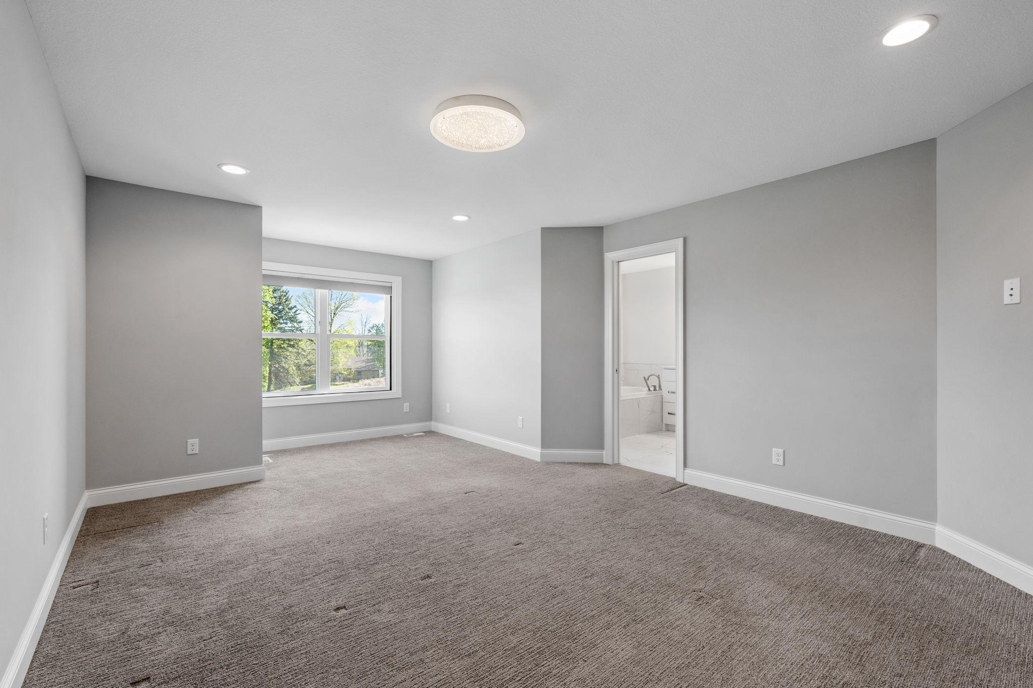 65-web-or-mls-16900 59th Ave N-65.jpg