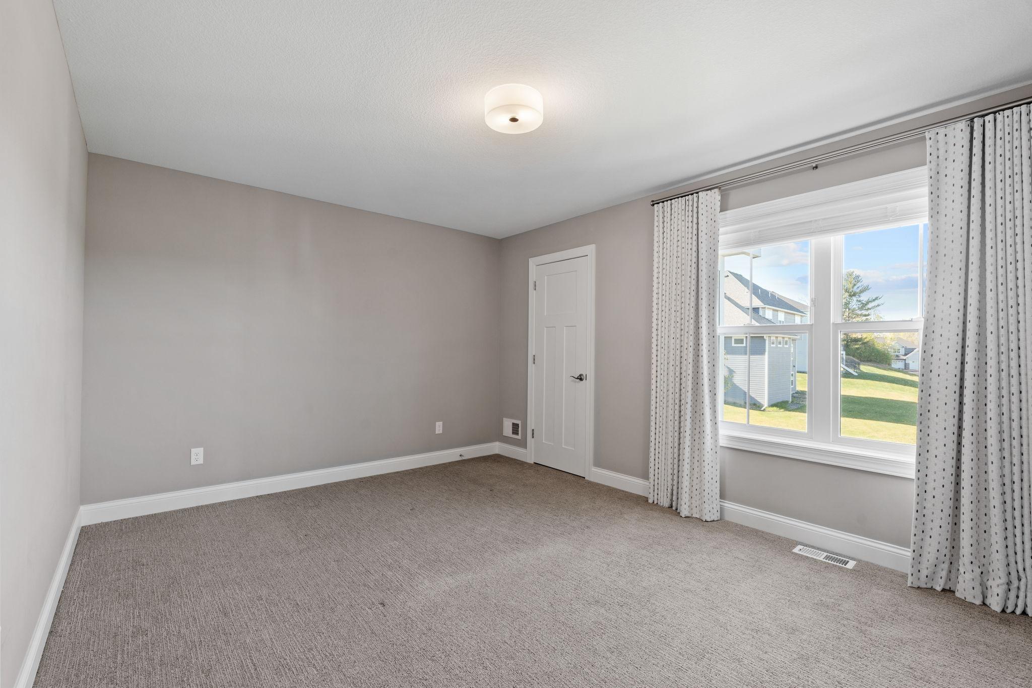 58-web-or-mls-16900 59th Ave N-58.jpg
