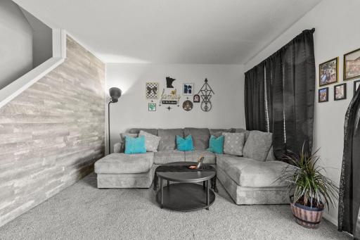 1773 Grove Drive, Shakopee, MN 55379