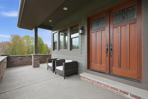 10721 Watersedge Lane, Saint Paul, MN 55129