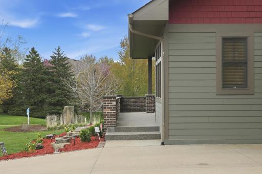 10721 Watersedge Lane, Saint Paul, MN 55129