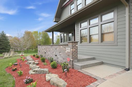 10721 Watersedge Lane, Saint Paul, MN 55129