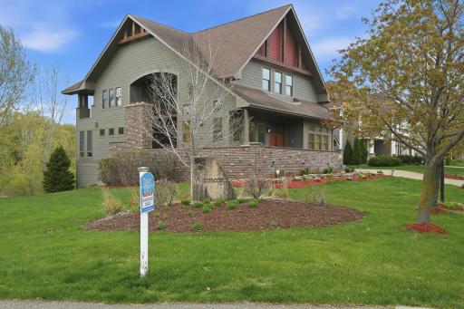 10721 Watersedge Lane, Saint Paul, MN 55129