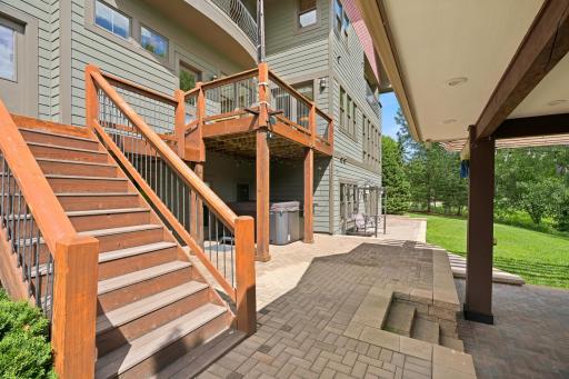 10721 Watersedge Lane, Saint Paul, MN 55129