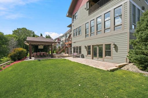 10721 Watersedge Lane, Saint Paul, MN 55129