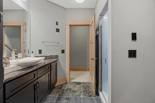 10721 Watersedge Lane, Saint Paul, MN 55129