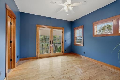 10721 Watersedge Lane, Saint Paul, MN 55129