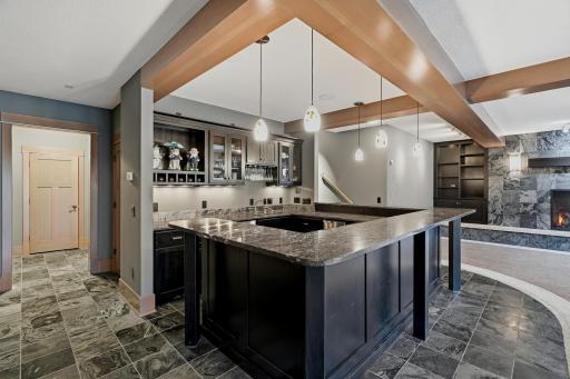 10721 Watersedge Lane, Saint Paul, MN 55129