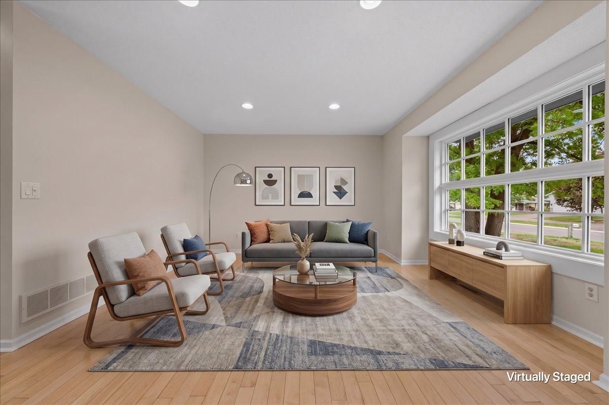 Virtually Staged / Living Room