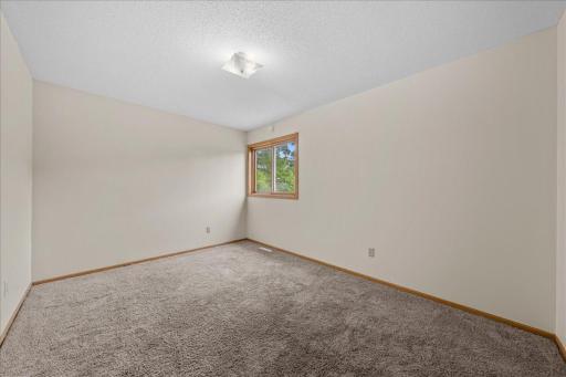 3818 51st Avenue N, Brooklyn Center, MN 55429