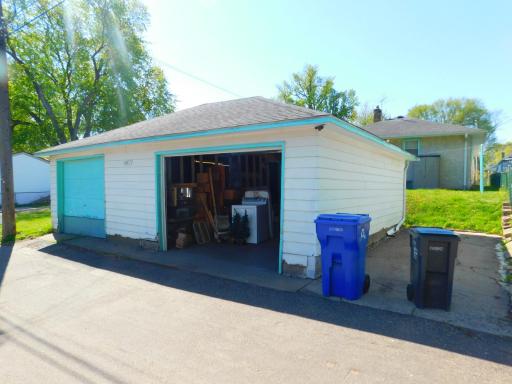 1087 Magnolia Avenue E, Saint Paul, MN 55106